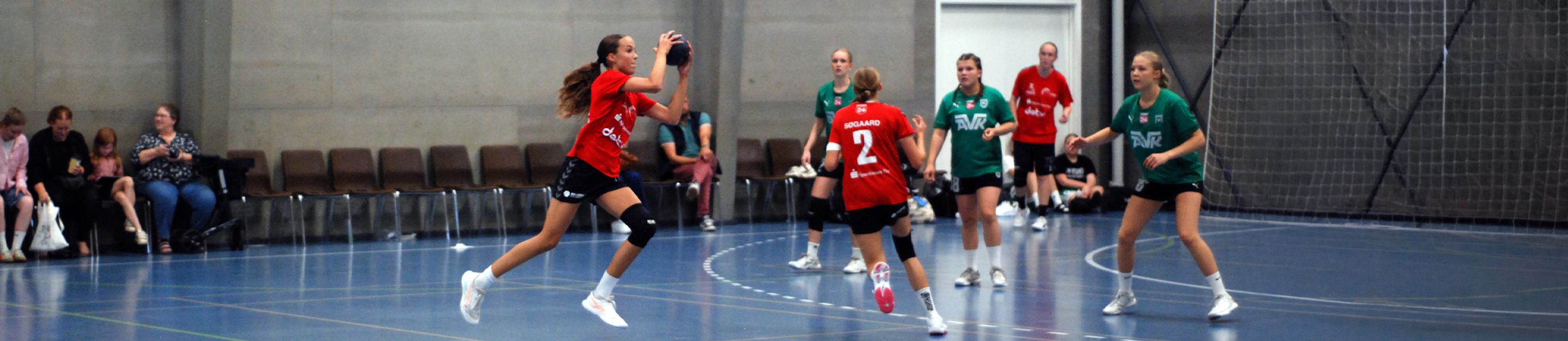 U17 Piger